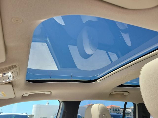 Used 2023 Mercedes-Benz GLB 250 image 25
