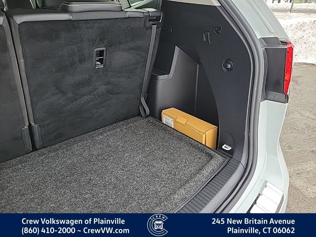 Certified 2023 Volkswagen Atlas SEL R-Line image 54