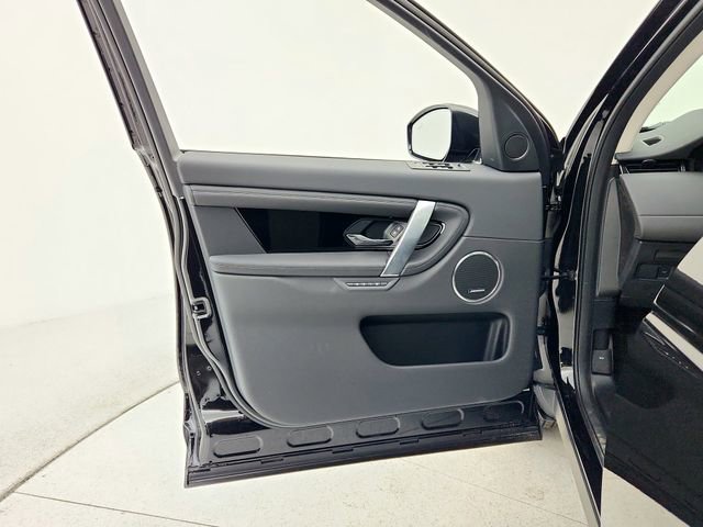 Certified 2025 Land Rover Discovery Sport S image 26