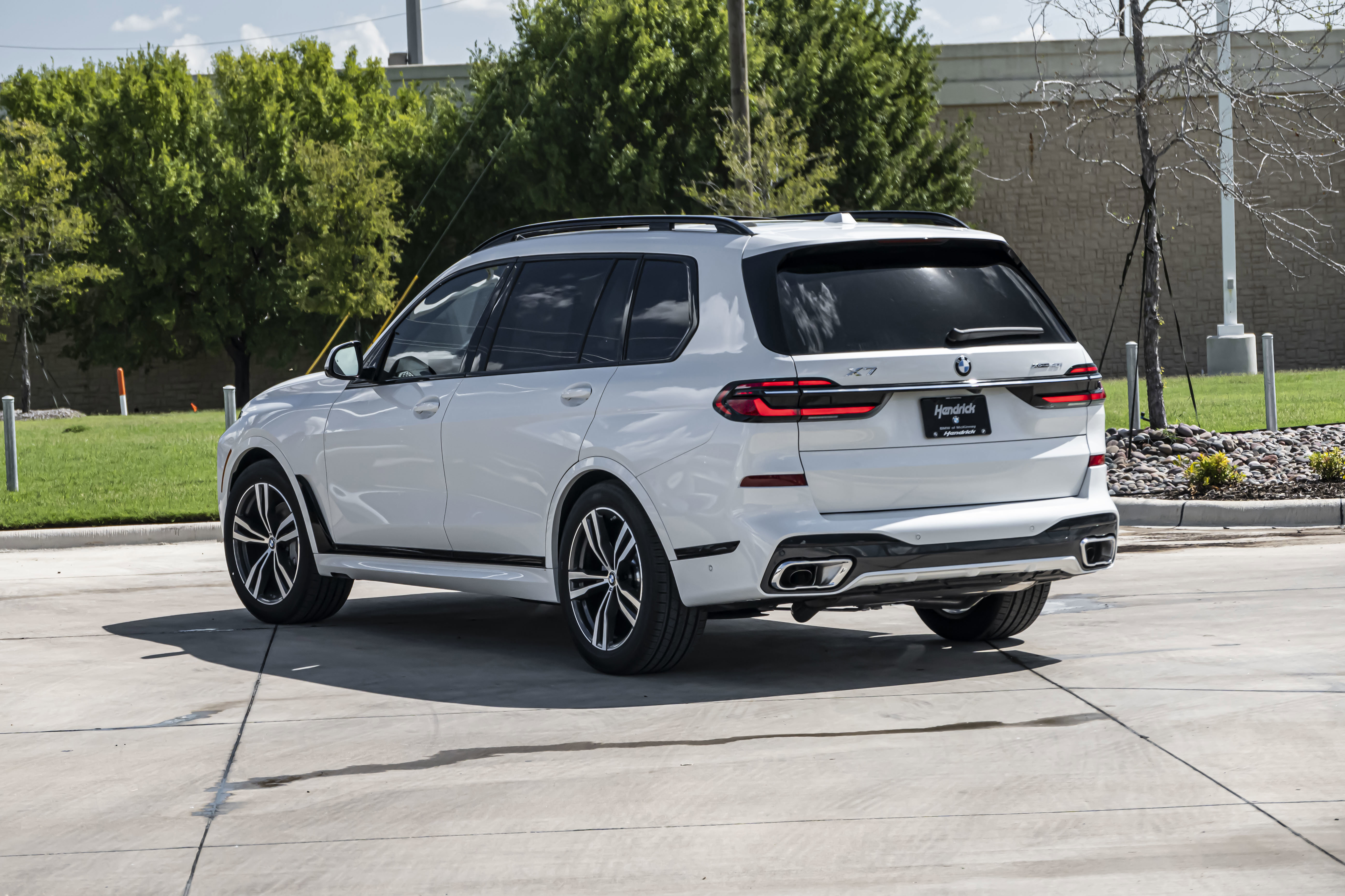 New 2026 BMW X7 xDrive40i w/ M Sport Package image 3