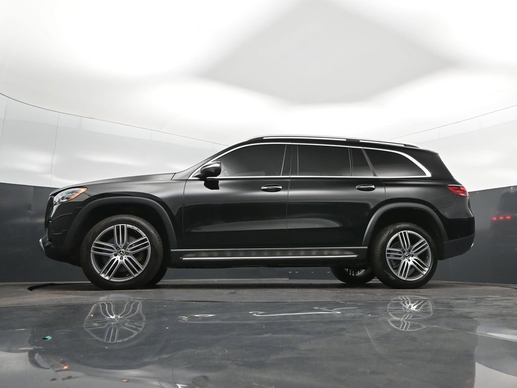Used 2025 Mercedes-Benz GLS 450 4MATIC image 38