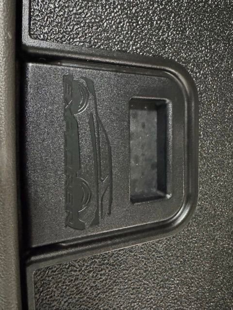 Used 2020 Ford Explorer Platinum image 40