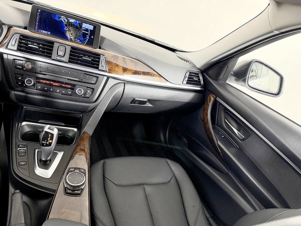 Used 2015 BMW 328i Sedan RWD image 52
