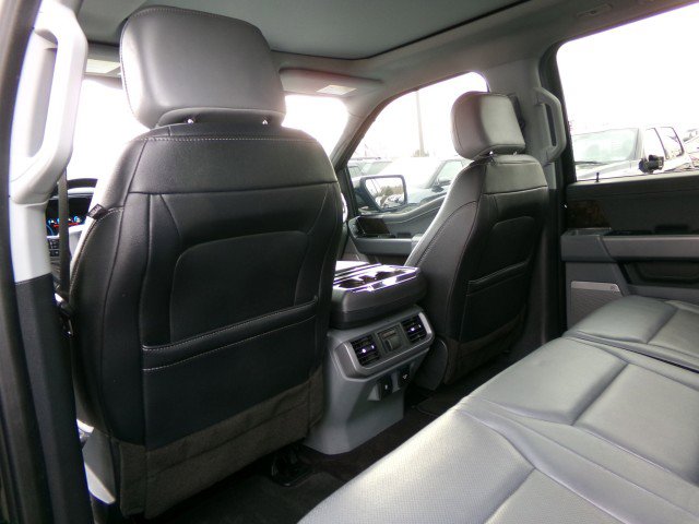 Used 2022 Ford F150 Lariat w/ Equipment Group 502A High image 16