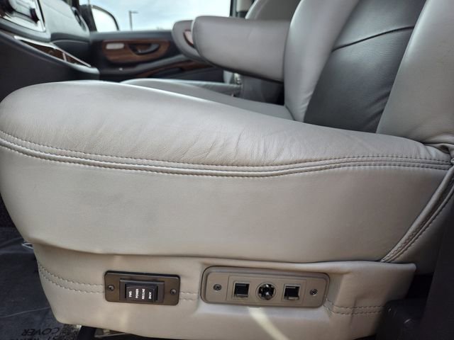 Used 2023 Mercedes-Benz Metris Passenger image 15