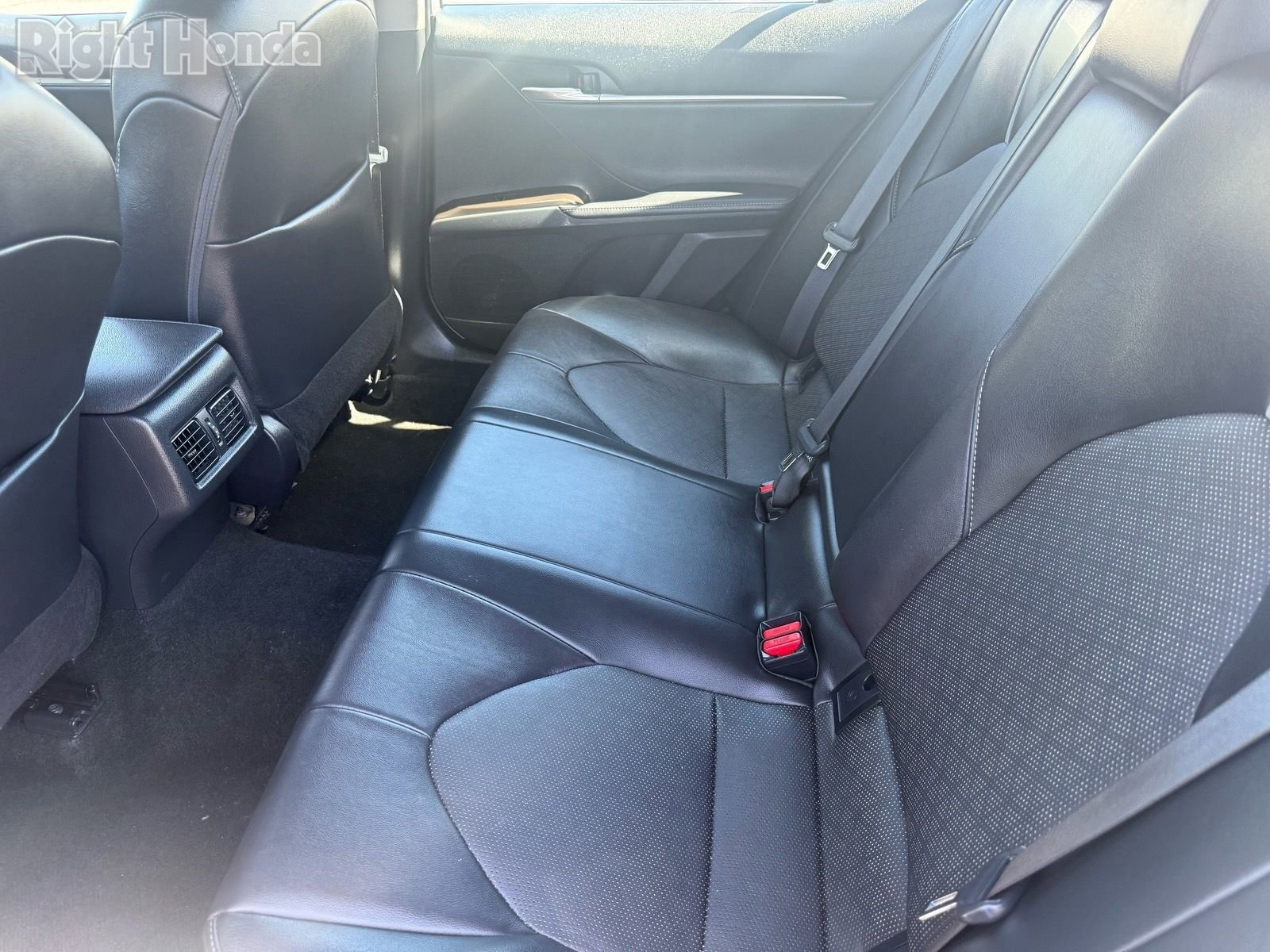 Used 2023 Toyota Camry XSE image 25