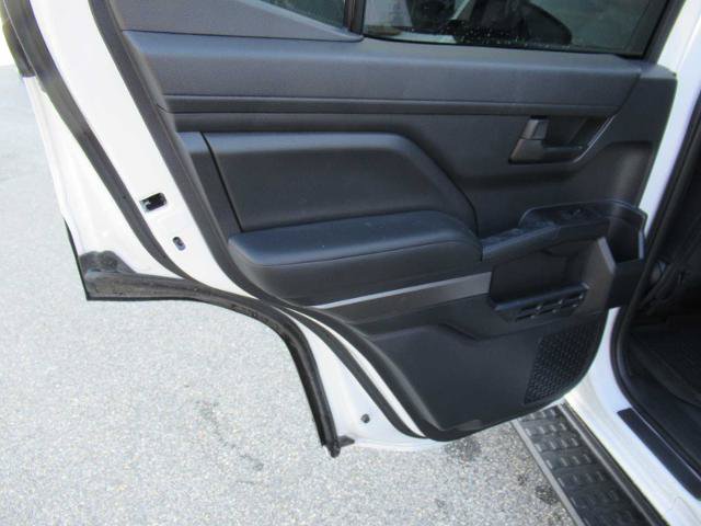 Used 2026 Toyota 4Runner SR5 AWD/4WD image 16
