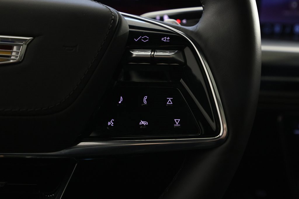 Used 2025 Cadillac Escalade V w/ LPO, ONYX Package image 22