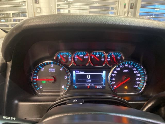 Used 2018 Chevrolet Tahoe LT image 17