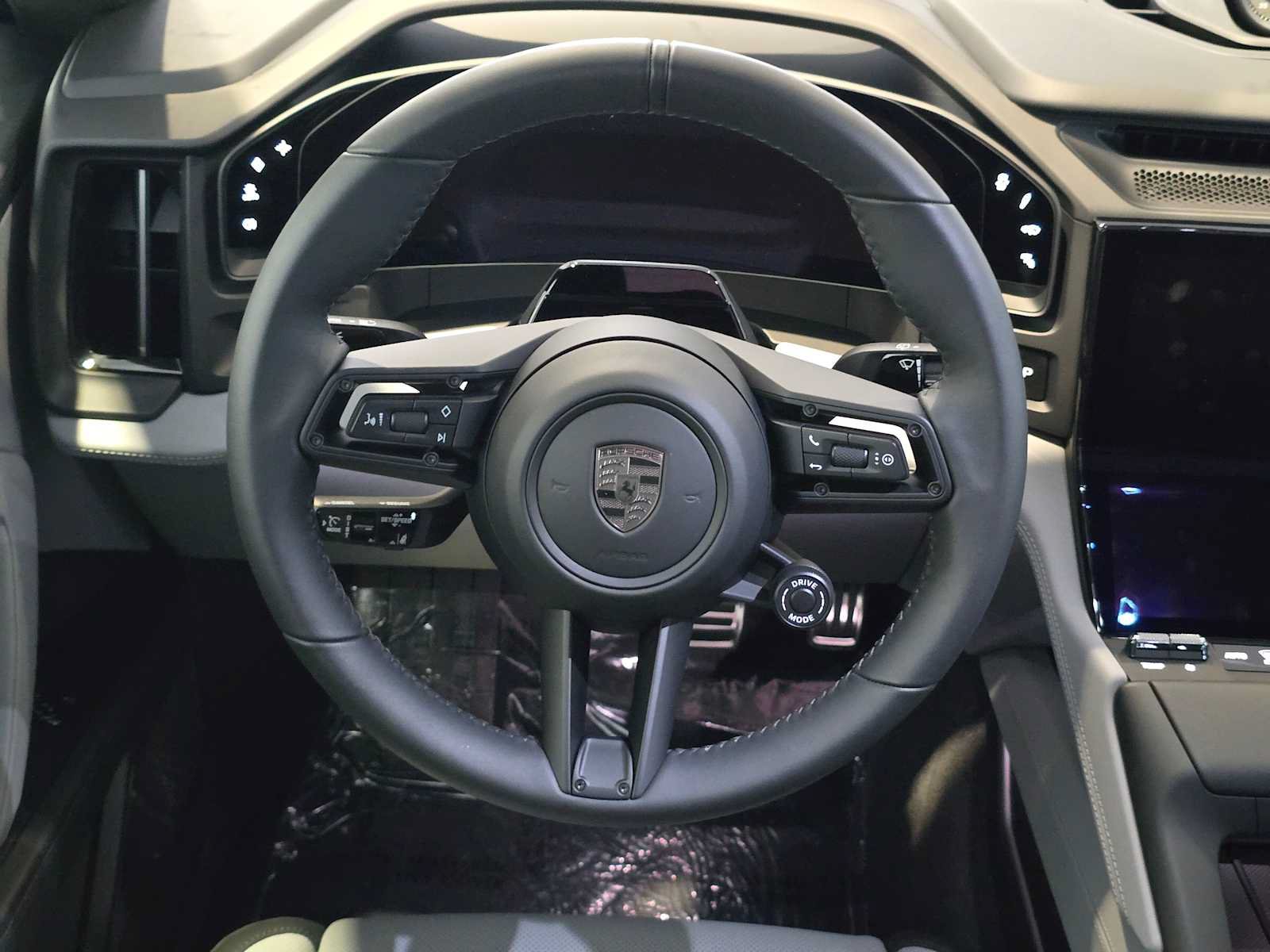 New 2026 Porsche Cayenne Turbo Electric AWD/4WD image 20