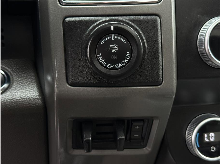 Used 2021 Ford Expedition Max XLT AWD/4WD image 18