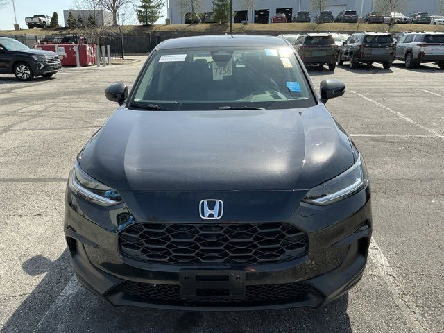 Used 2025 Honda HR-V LX image 2
