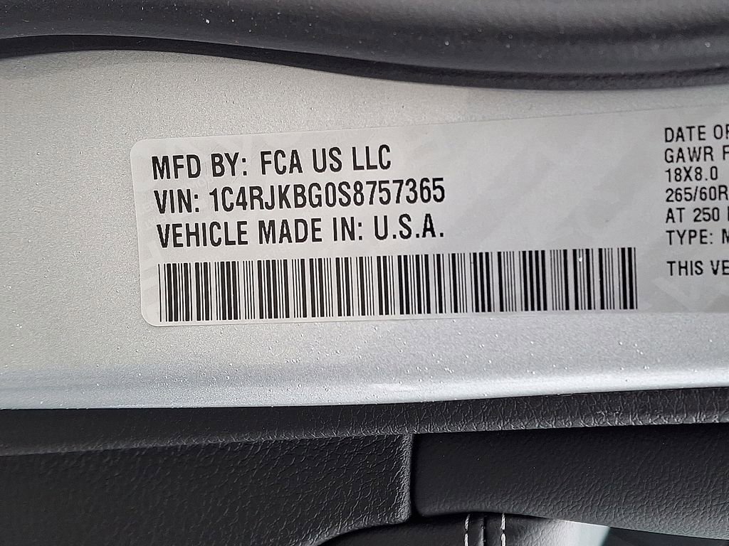 New 2025 Jeep Grand Cherokee L Limited image 18