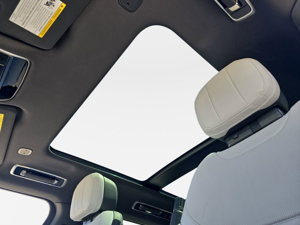 Certified 2023 Land Rover Range Rover Sport SE Dynamic image 31