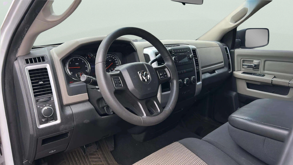 Used 2012 RAM 1500 Classic SLT RWD image 17