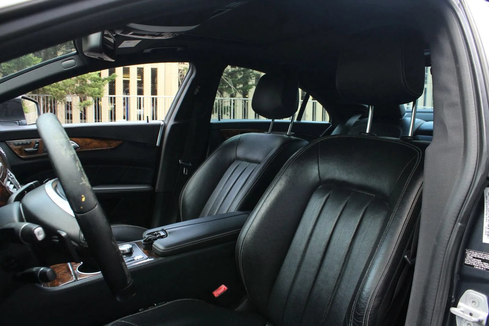 Used 2013 Mercedes-Benz CLS 550 w/ Premium I Pkg image 16