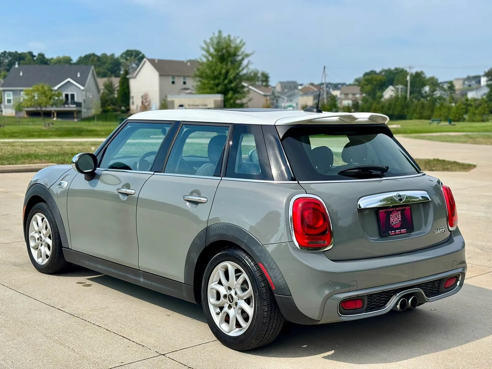 Used 2016 MINI Cooper S FWD image 11