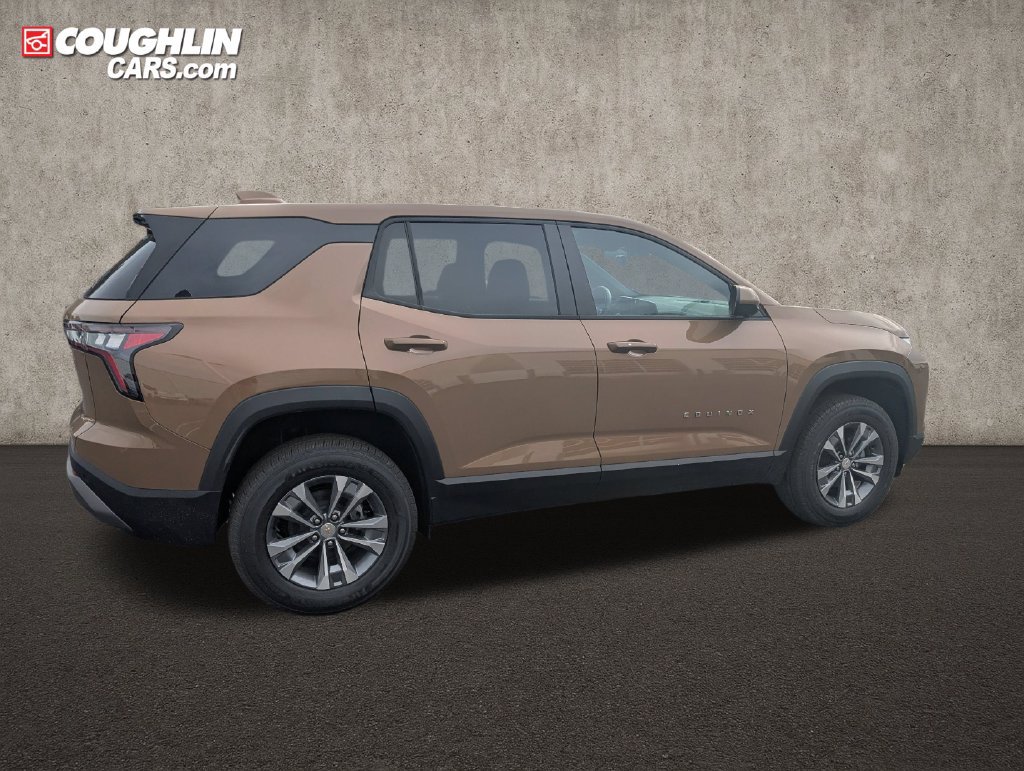 New 2027 Chevrolet Equinox LT w/ Convenience Package II FWD image 8