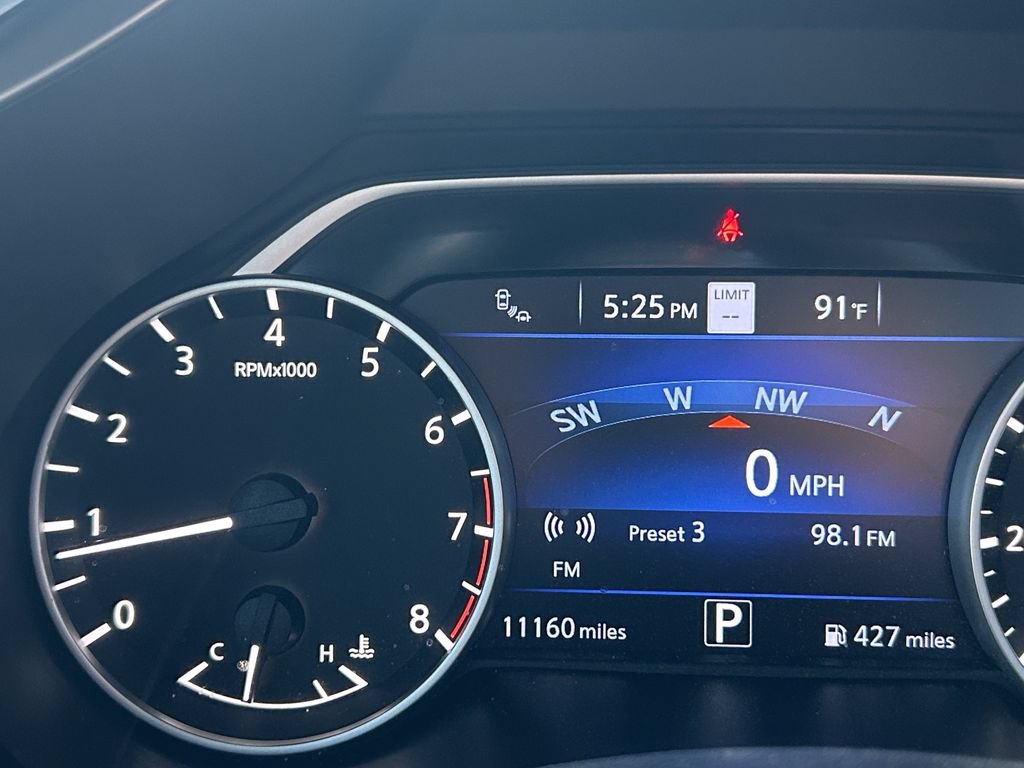 Used 2024 Nissan Murano Platinum w/ Cargo Package FWD image 28