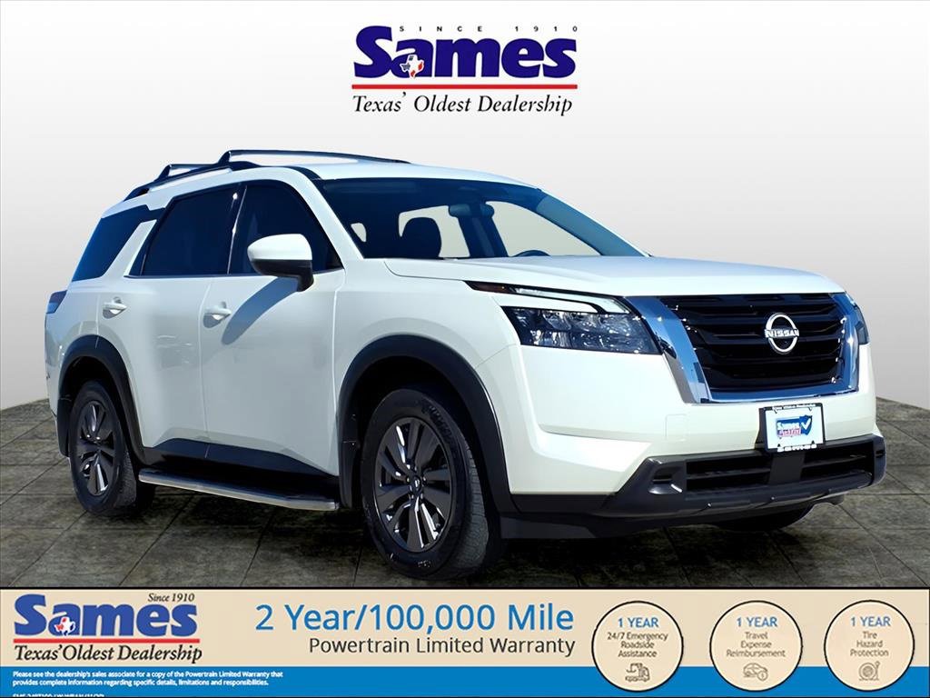 Used 2024 Nissan Pathfinder SV
