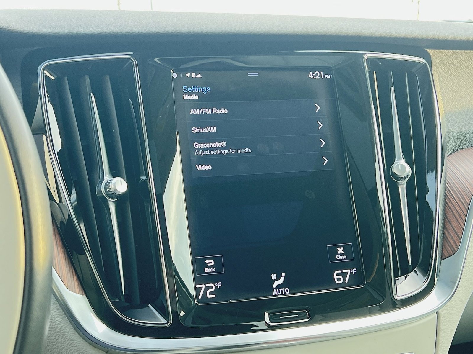 Used 2021 Volvo S60 T5 Momentum image 19