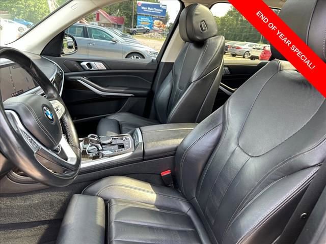 Used 2021 BMW X7 xDrive40i w/ Parking Assistance Package image 11