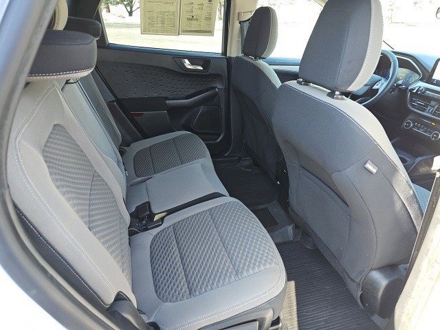 Used 2020 Ford Escape SE Sport image 16