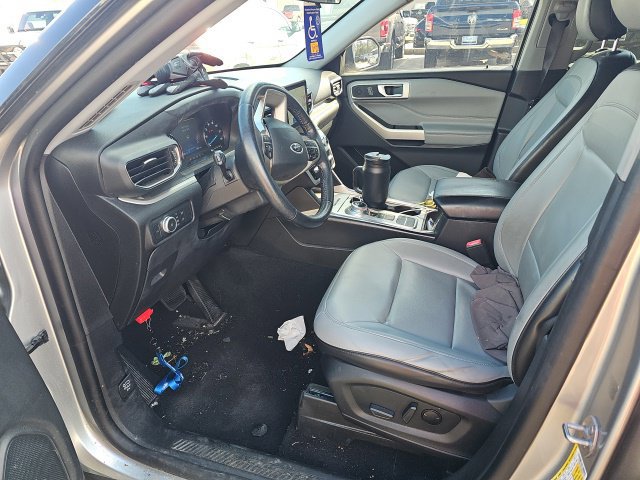 Used 2021 Ford Explorer XLT w/ Equipment Group 202A RWD image 2