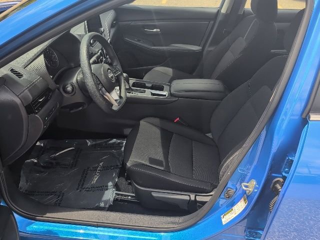 Used 2025 Nissan Sentra SV FWD image 11