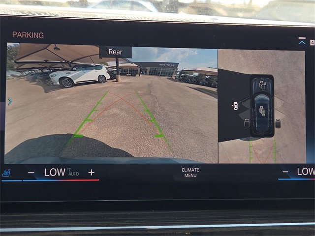 Used 2023 BMW X7 xDrive40i w/ Premium Package image 17