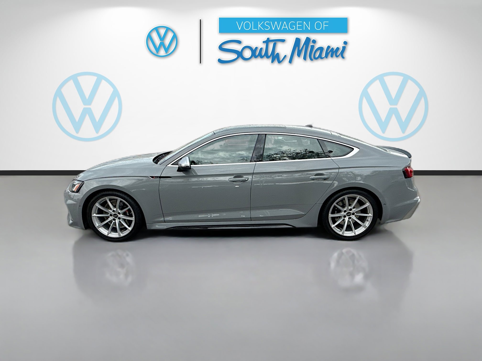 Used 2023 Audi RS 5 Sportback w/ RS Driver Assistance Package image 4