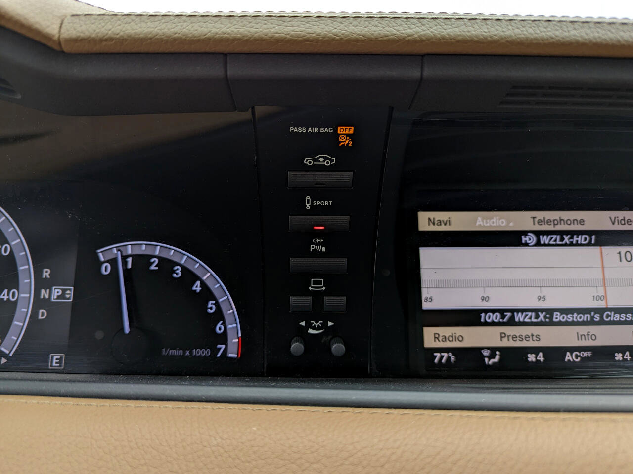 Used 2013 Mercedes-Benz CL 550 4MATIC image 21