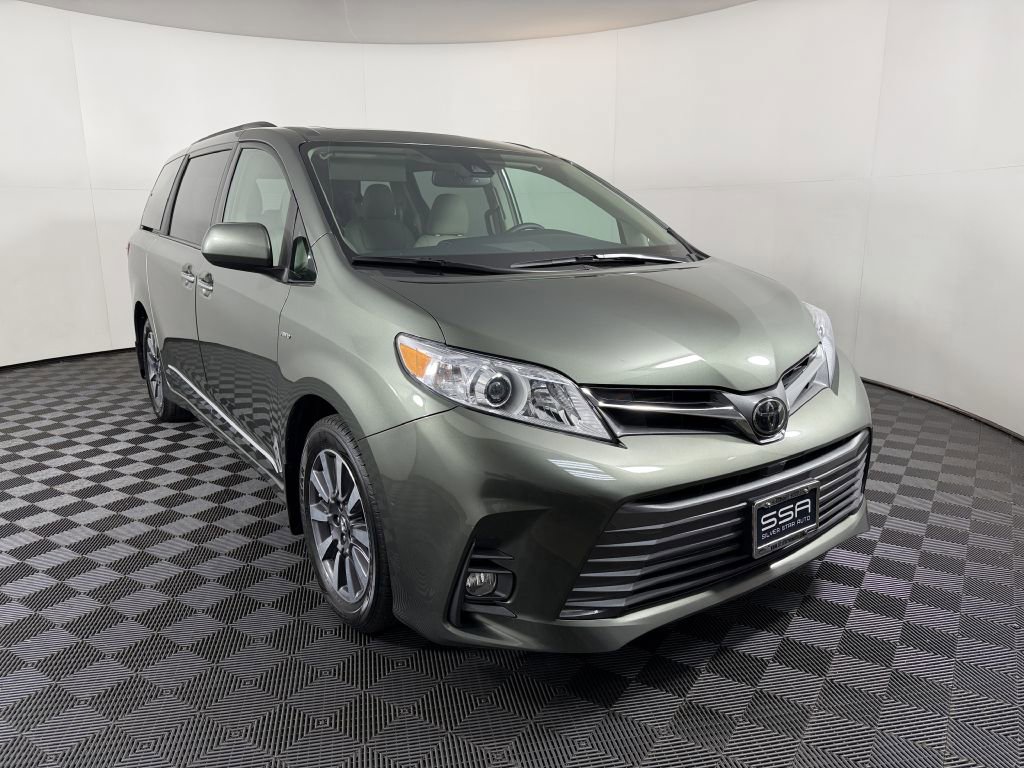 Used 2018 Toyota Sienna XLE Premium w/ Protection Package AWD/4WD image 3