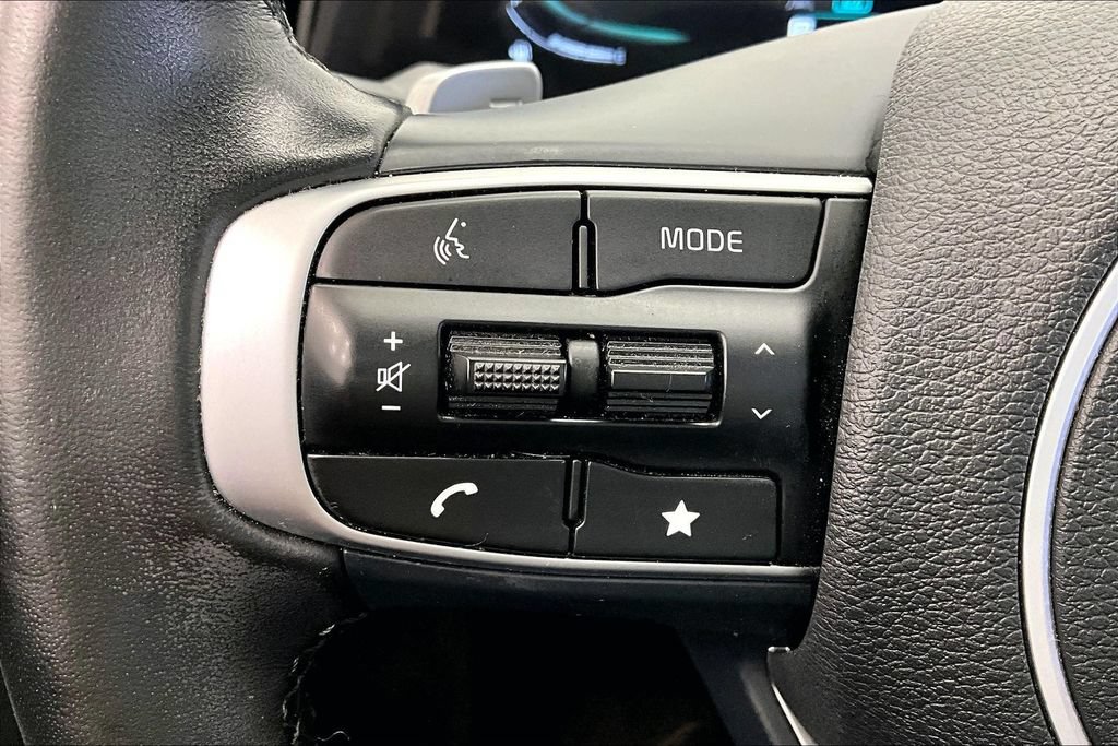 Used 2023 Kia Sportage EX AWD/4WD image 19