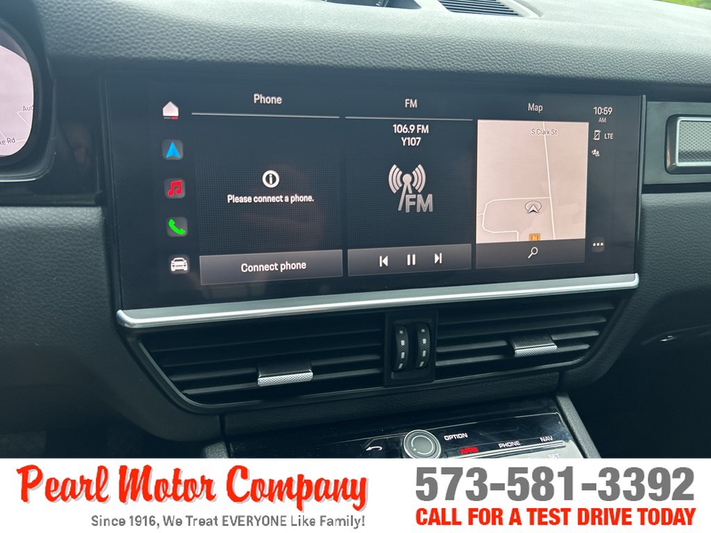 Used 2023 Porsche Cayenne Platinum Edition AWD/4WD image 16