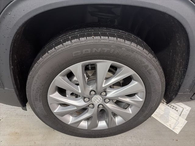 Used 2025 Buick Enclave Preferred AWD/4WD image 23