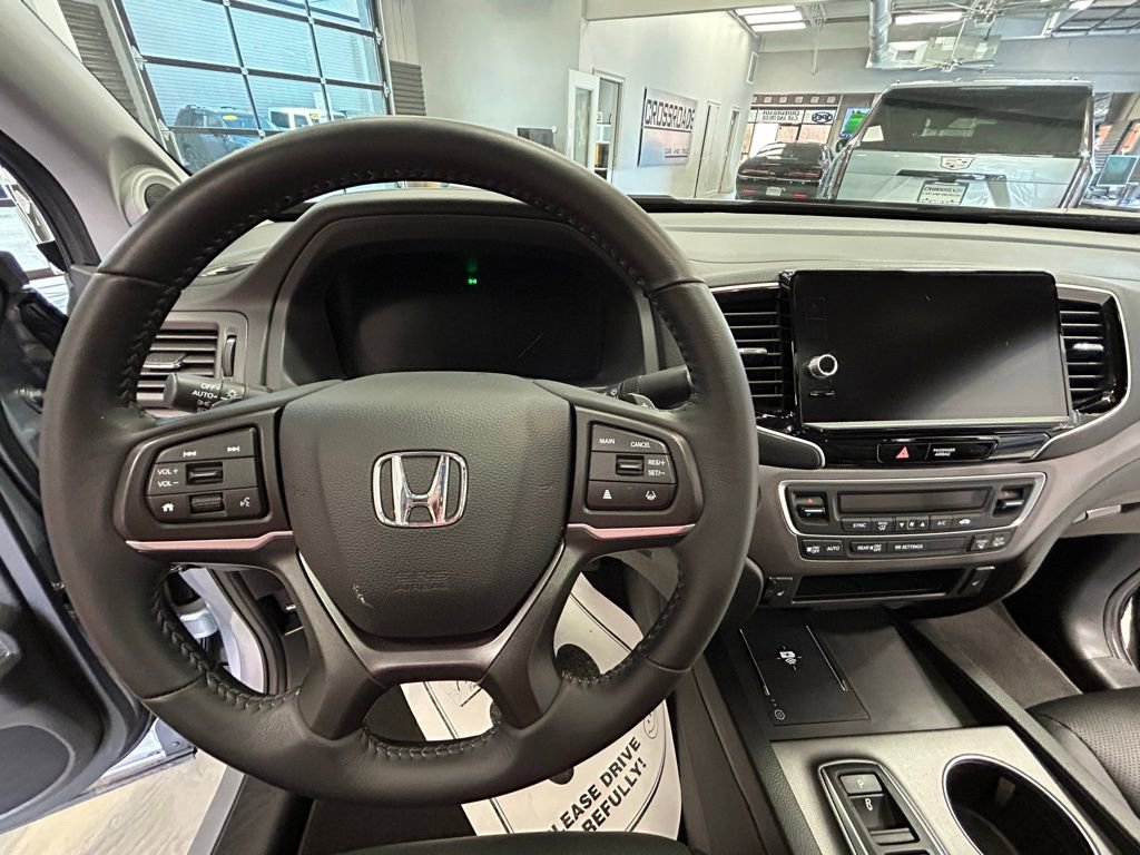 Used 2025 Honda Ridgeline RTL image 8