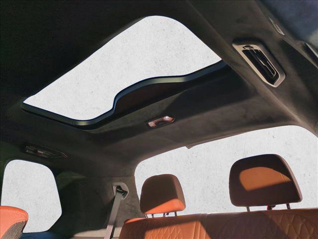 Certified 2025 BMW X7 M60i w/ Climate Comfort Package image 22
