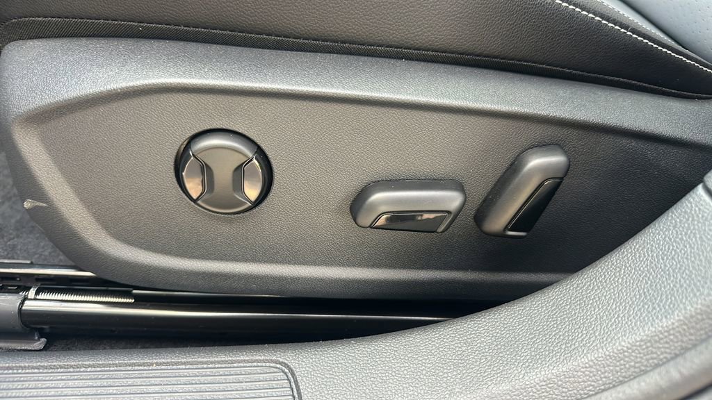 New 2026 Volkswagen Jetta SE image 18