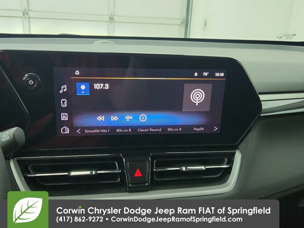 Used 2025 Chevrolet TrailBlazer LT AWD/4WD image 23