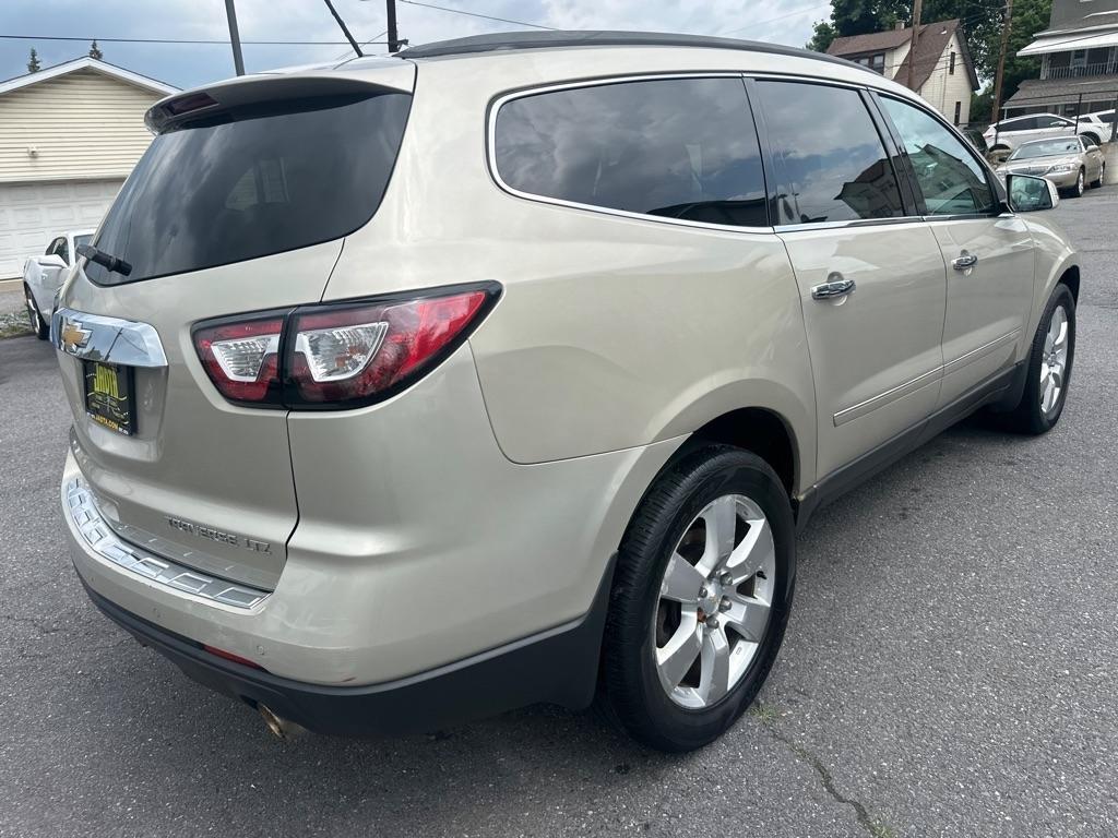 Used 2013 Chevrolet Traverse LTZ AWD/4WD image 6