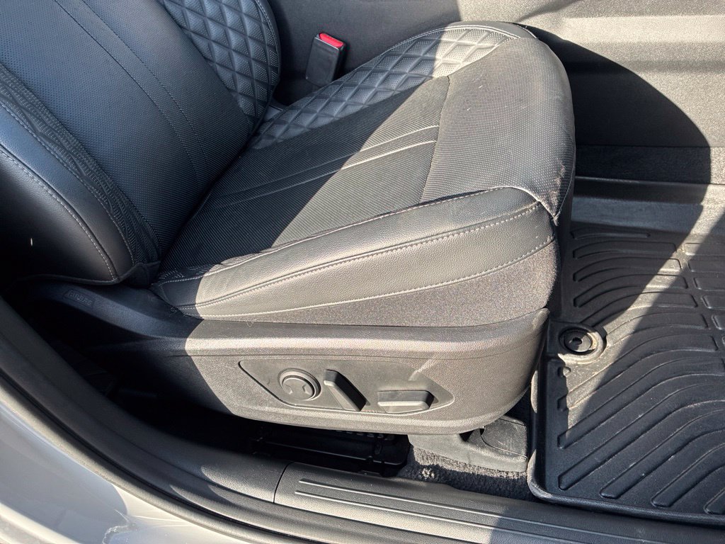 Used 2023 Kia Sorento SX AWD/4WD image 19