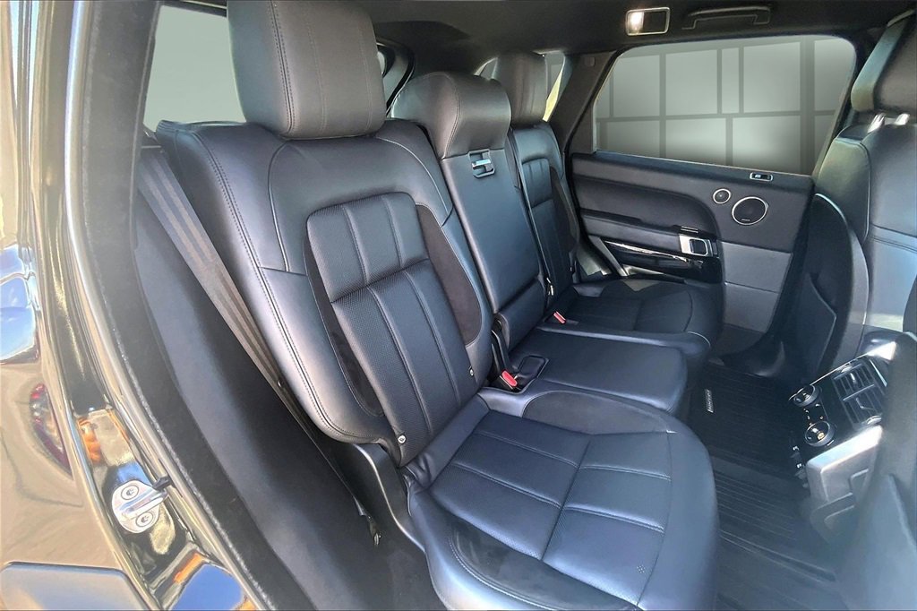 Used 2021 Land Rover Range Rover Sport HST image 28