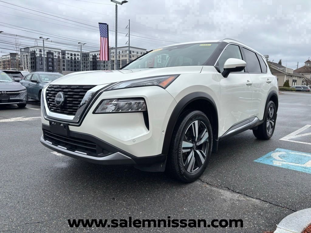 Certified 2023 Nissan Rogue SL w/ SL Premium Package image 3