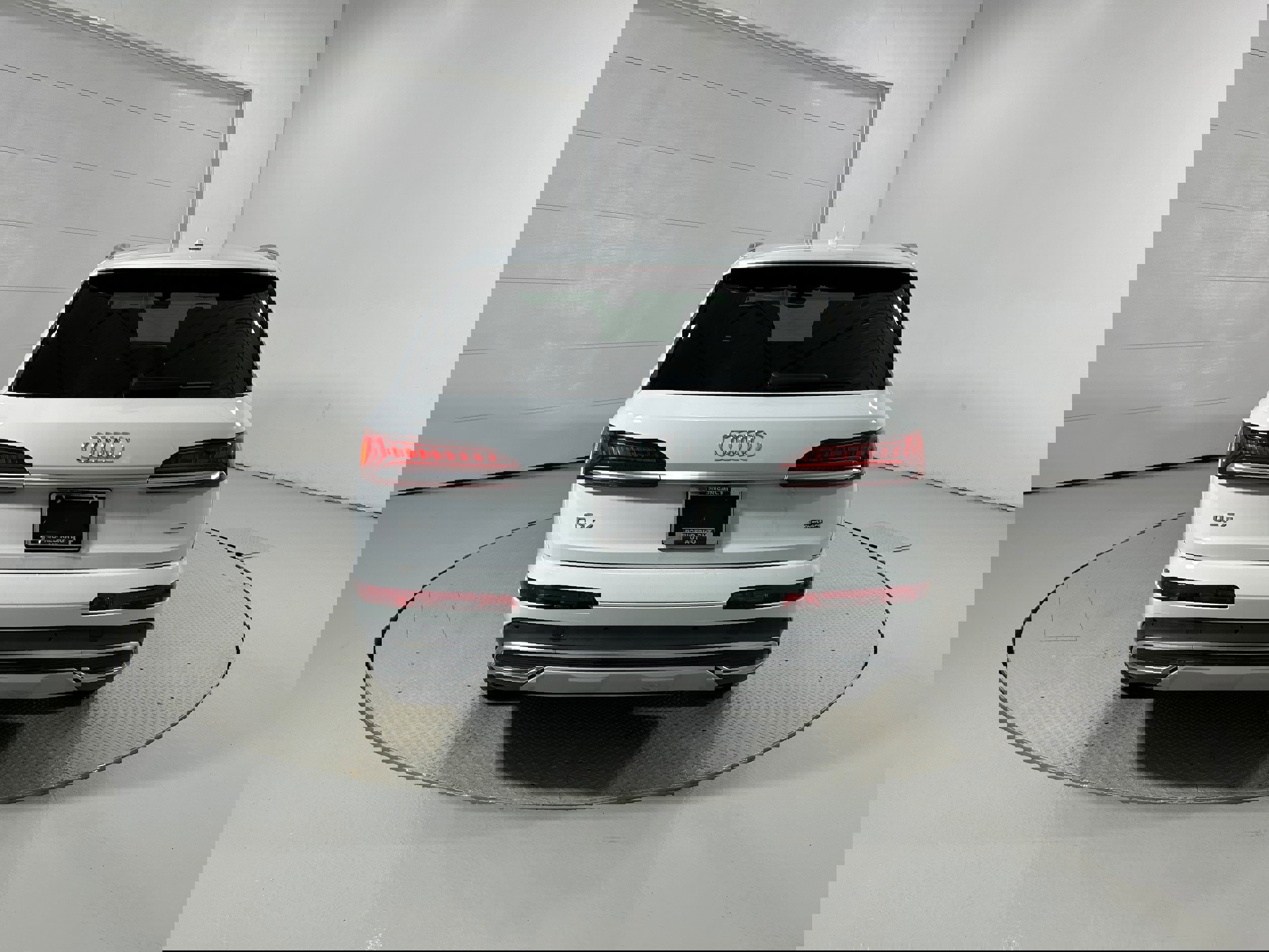 Used 2020 Audi Q7 3.0T Premium image 34