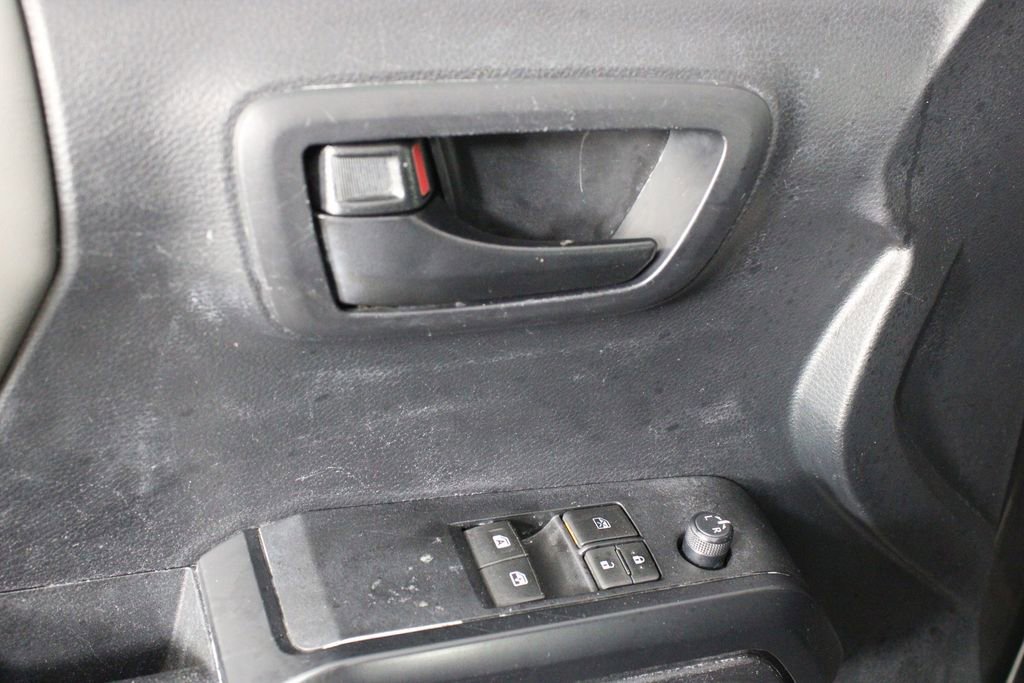 Used 2019 Toyota Tacoma SR5 image 14