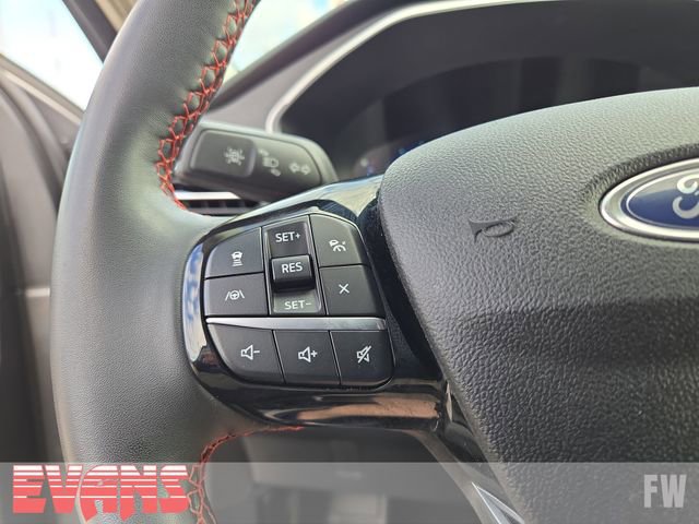 Used 2022 Ford Escape SEL w/ SEL Stealth AWD Package image 12