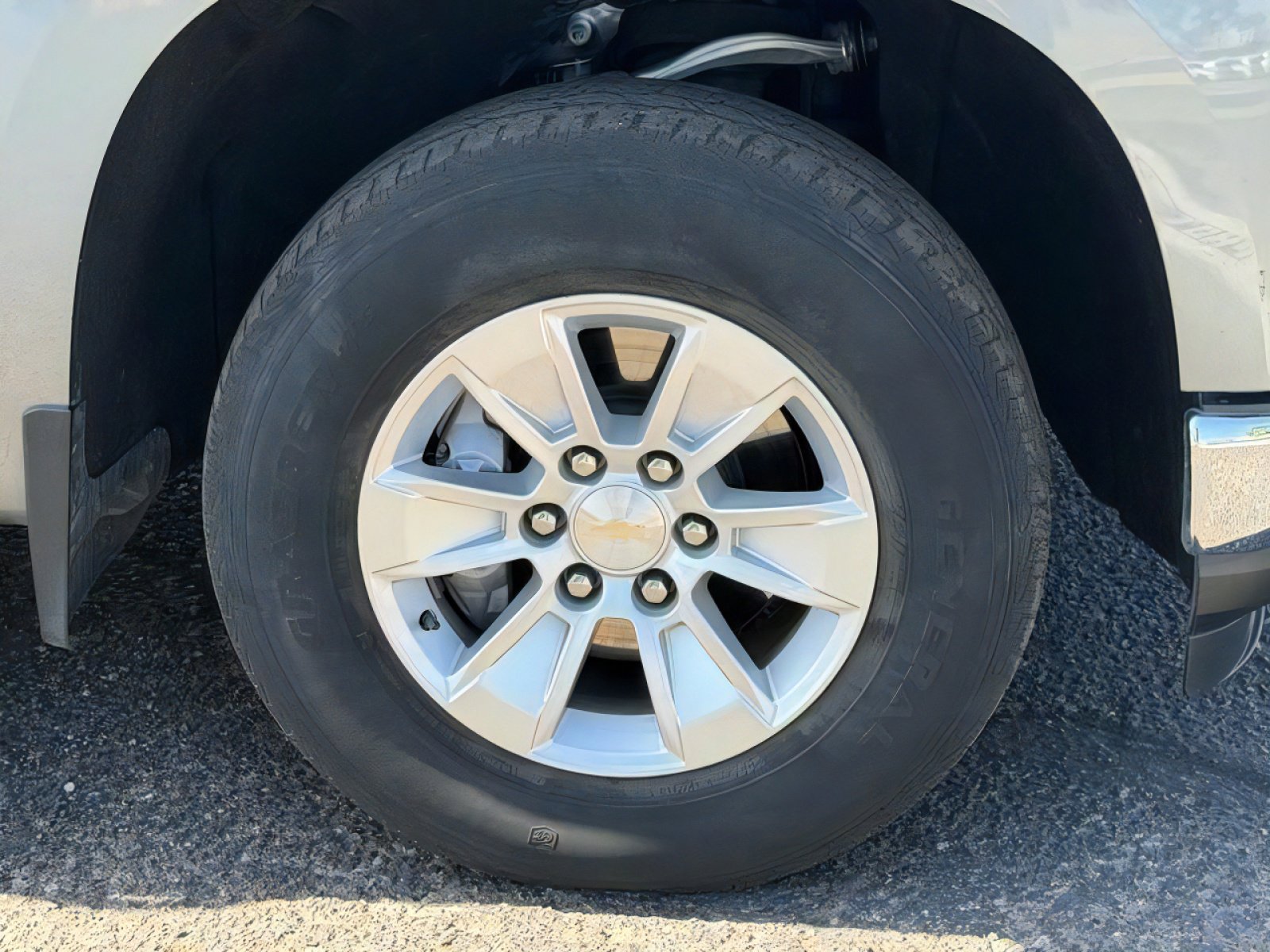 Used 2021 Chevrolet Silverado 1500 LT RWD image 9