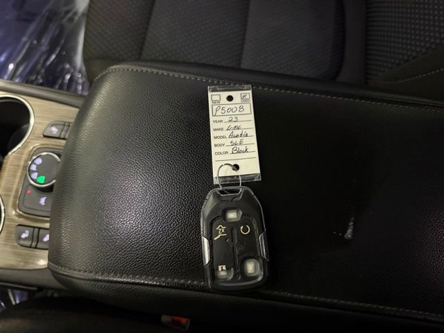 Used 2023 GMC Acadia SLE w/ Driver Convenience Package AWD/4WD image 22