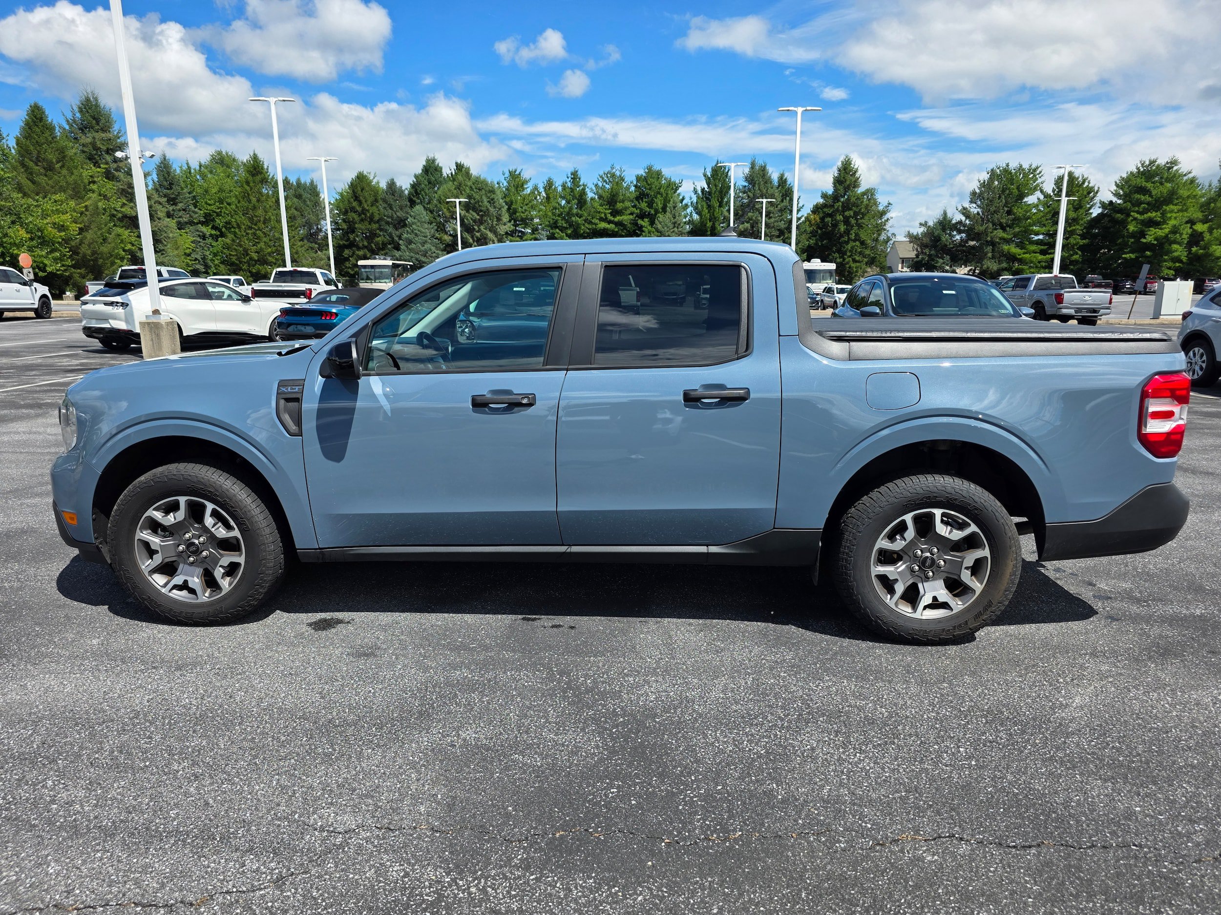 Used 2024 Ford Maverick XLT w/ XLT Luxury Package AWD/4WD image 2